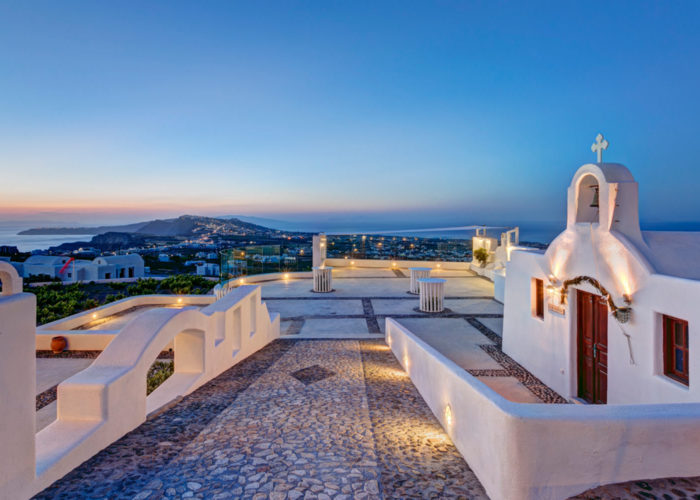 pyrgos-taverna-santorini